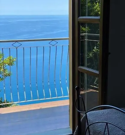 Valeria Casa di campagna Vernazza