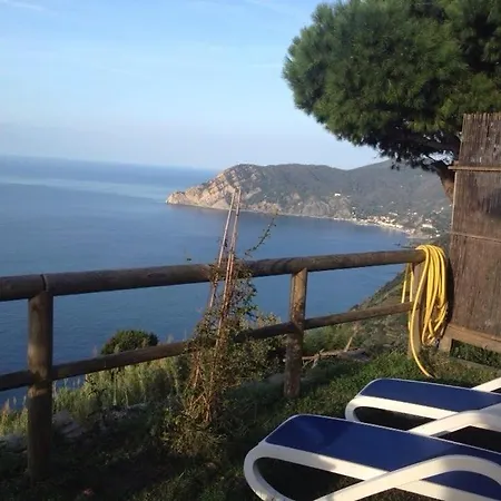 Valeria Casa di campagna Vernazza